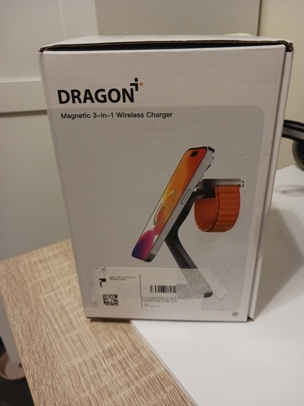 DRAGON Magnetic 3-in-1 Wireless Charger - Black & Orange